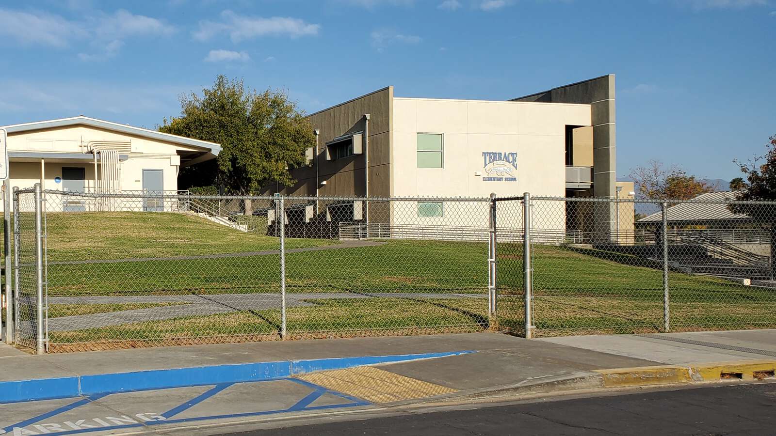 Terrace Elementary School in Riverside California Hero Image