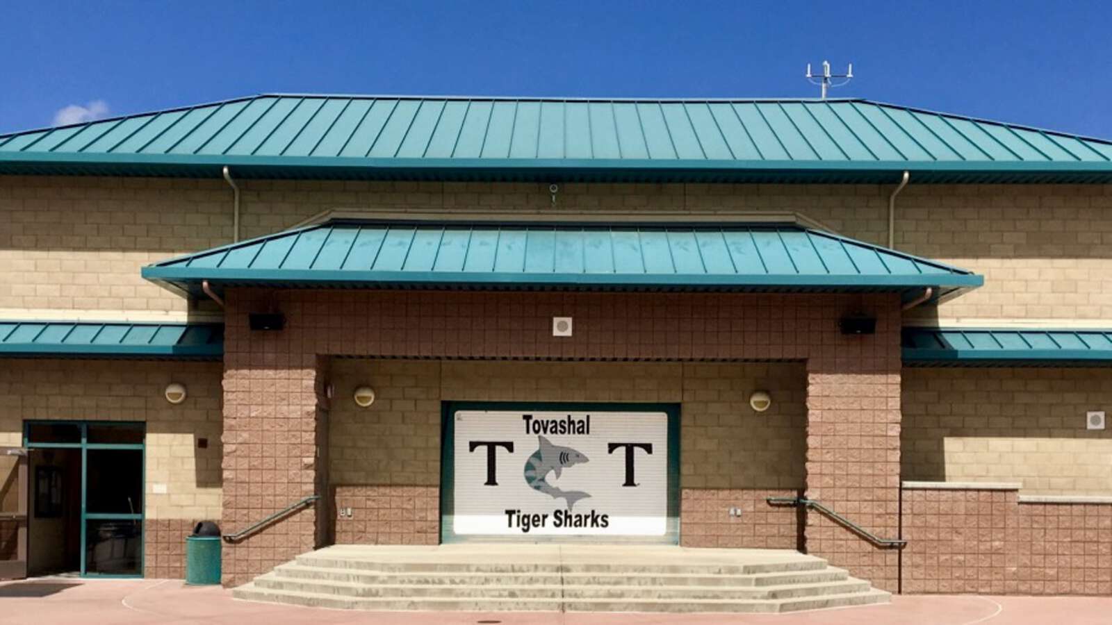Tovashal Elementary School in Murrieta California Hero Image