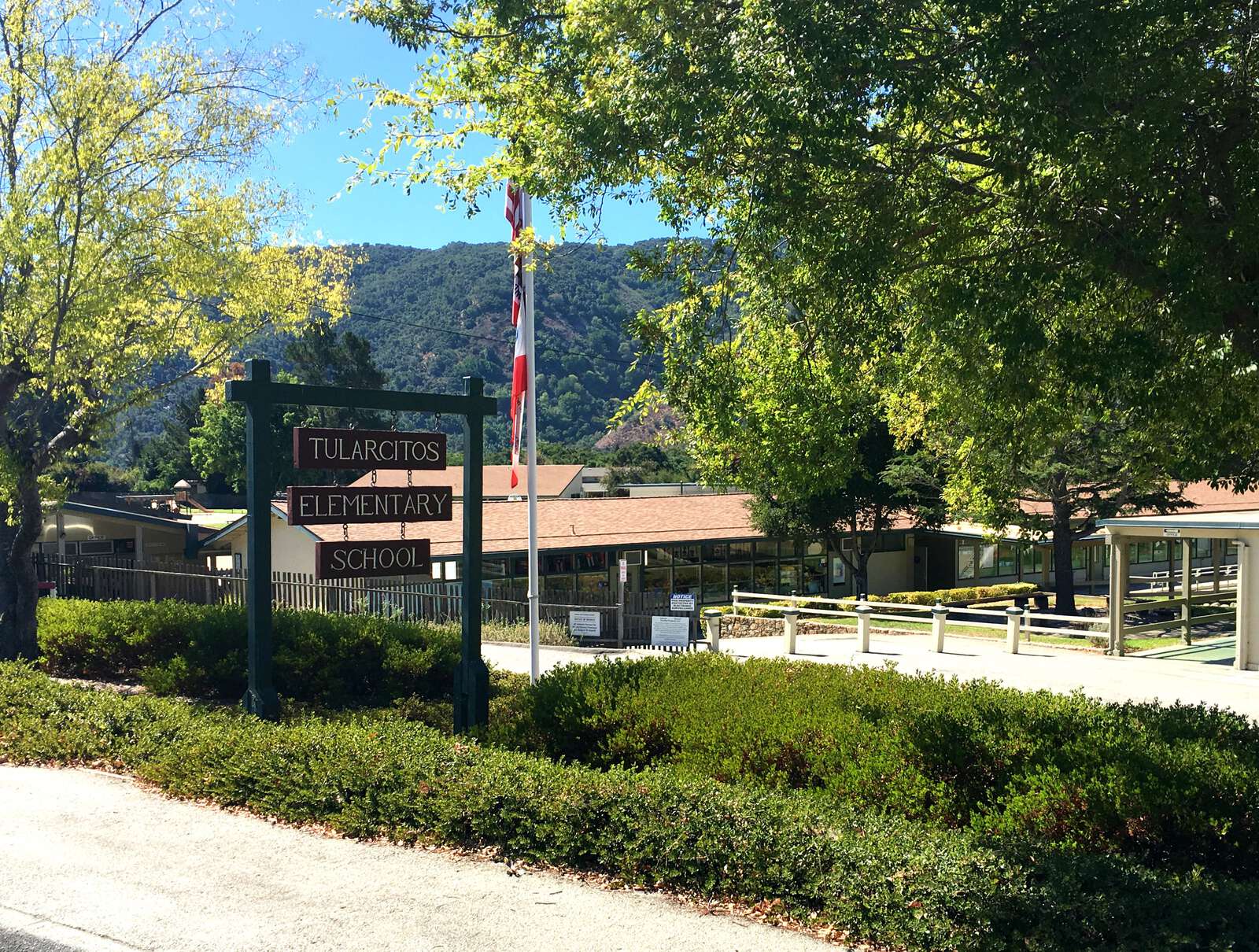 Tularcitos Elementary School in Carmel Valley California Hero Image