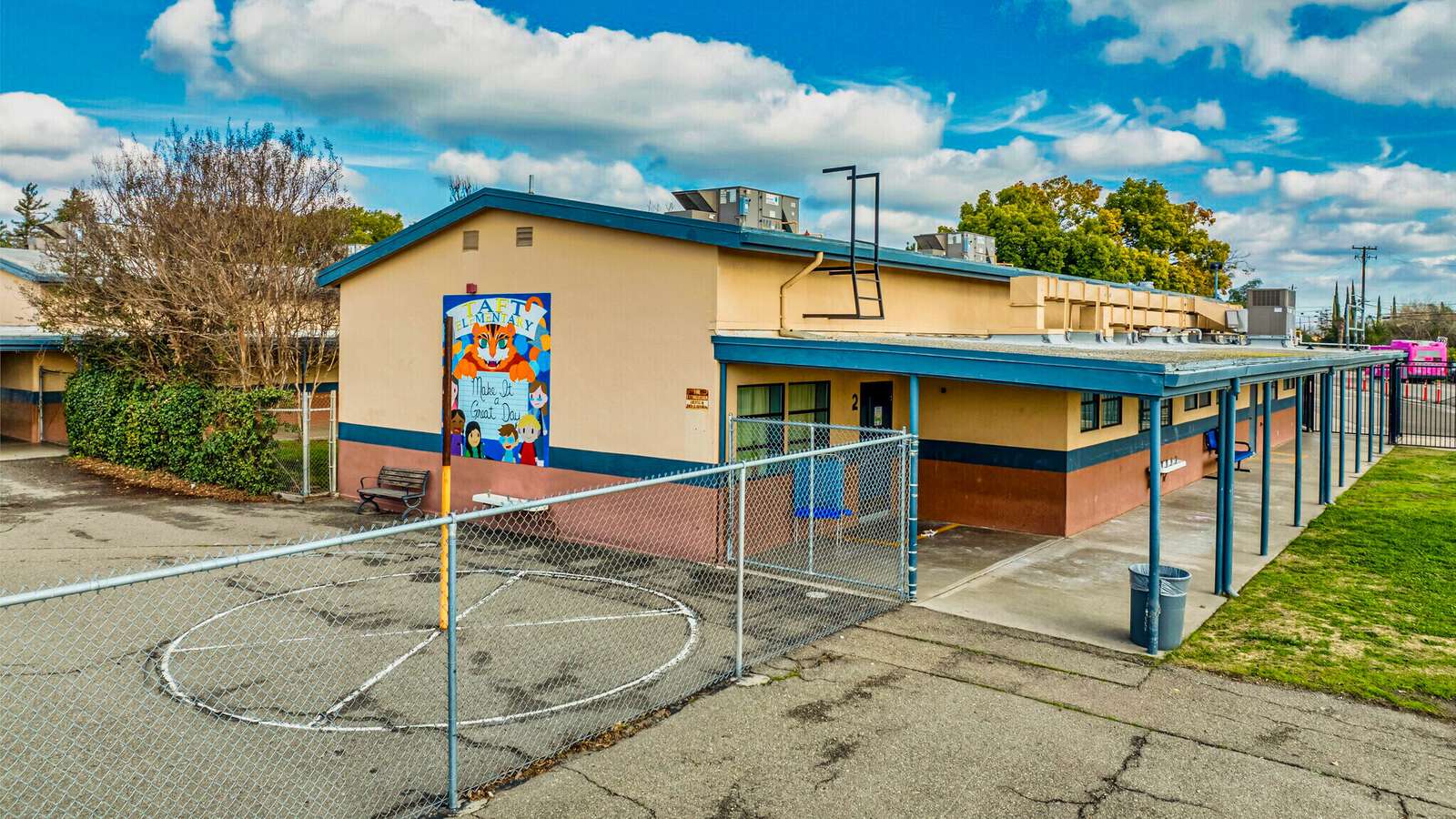 Taft Elementary School in Stockton California Hero Image