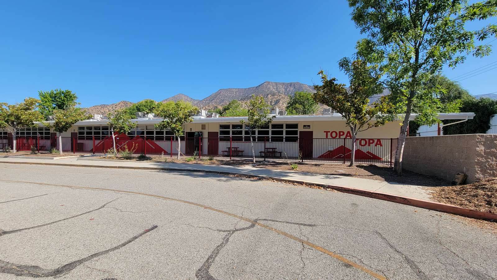Topa Topa Elementary School in Ojai California Hero Image