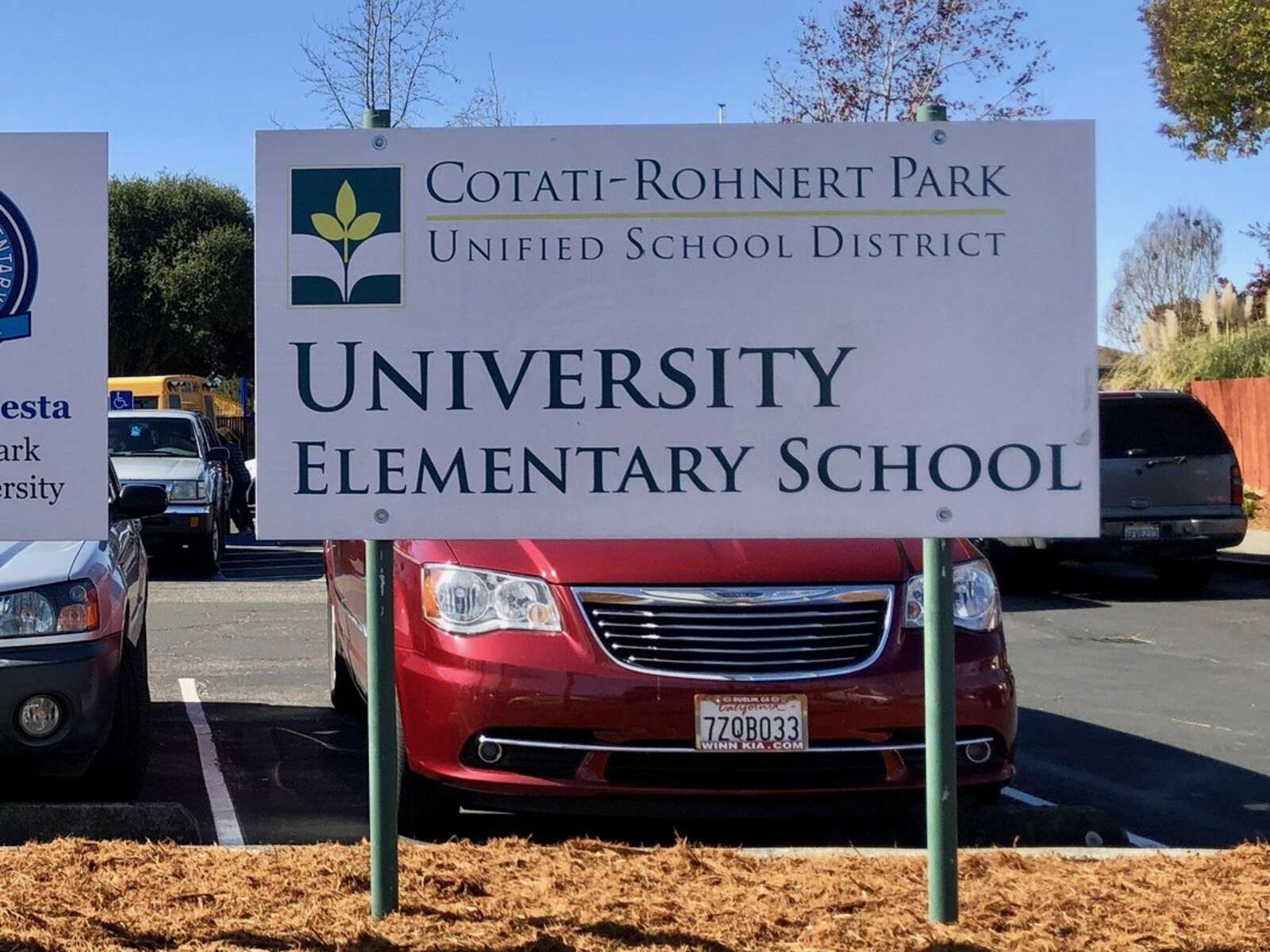 University Elementary at La Fiesta in Rohnert Park California Hero Image