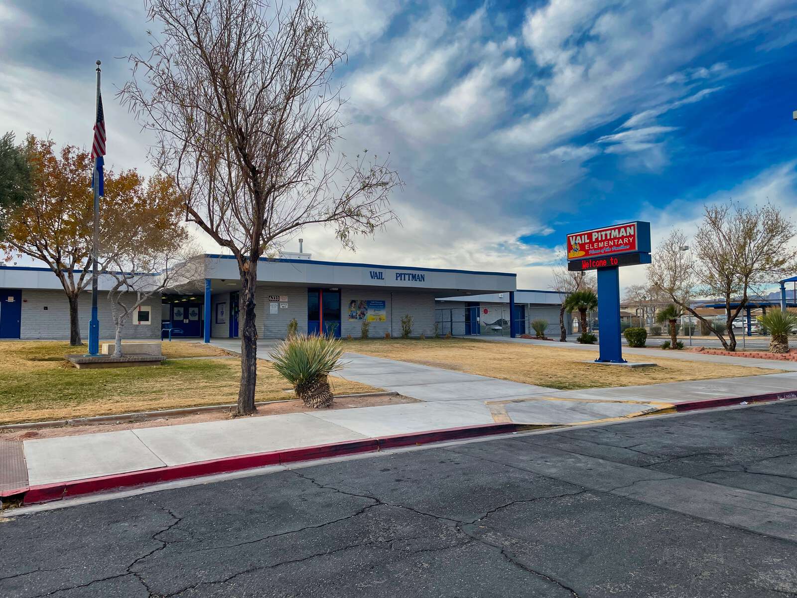 Rent fields, gyms, theaters and more in Las Vegas, image size:1600x1200