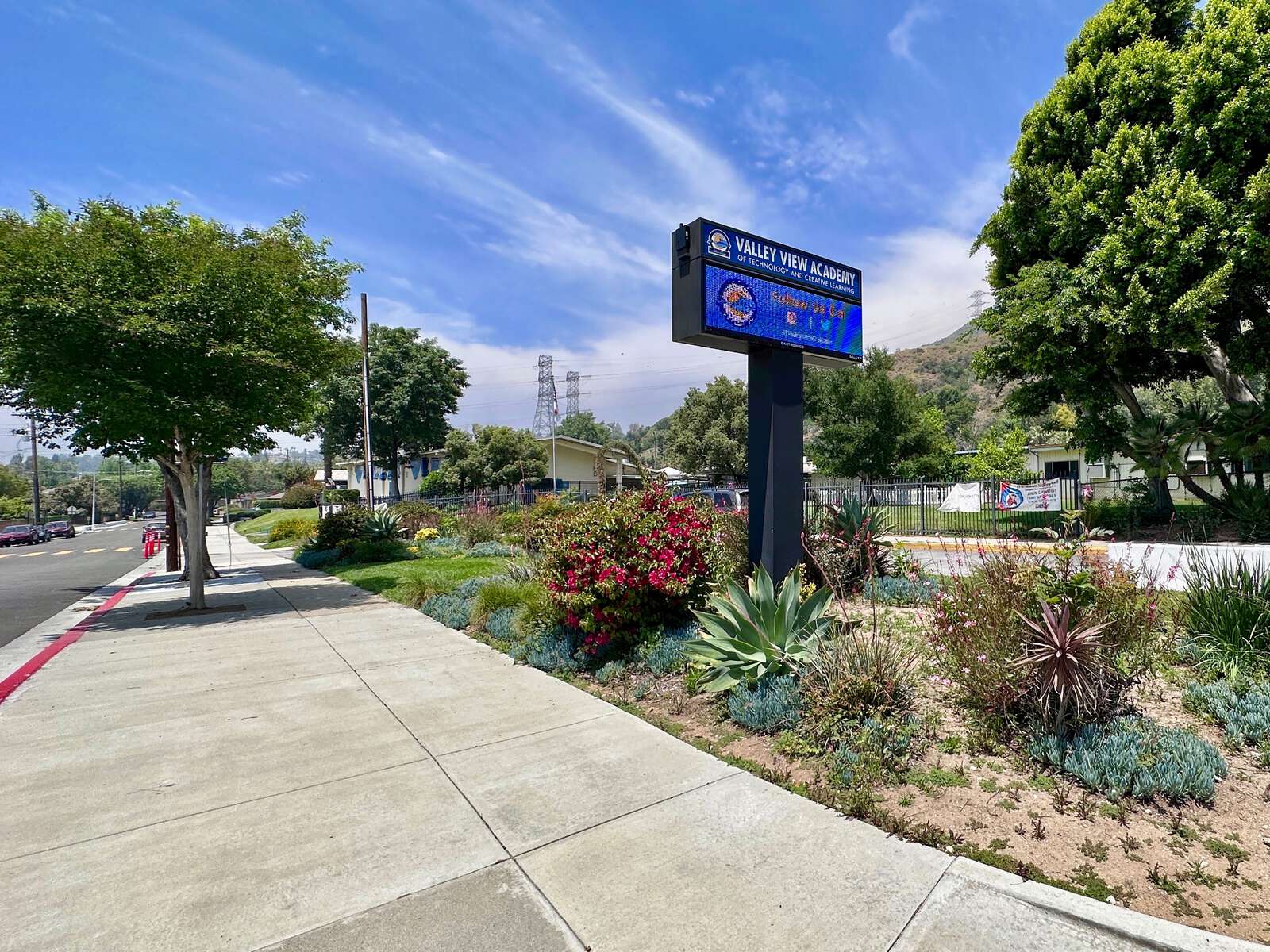 Valley View Academy of Technology and Creative Learning in Duarte California Hero Image