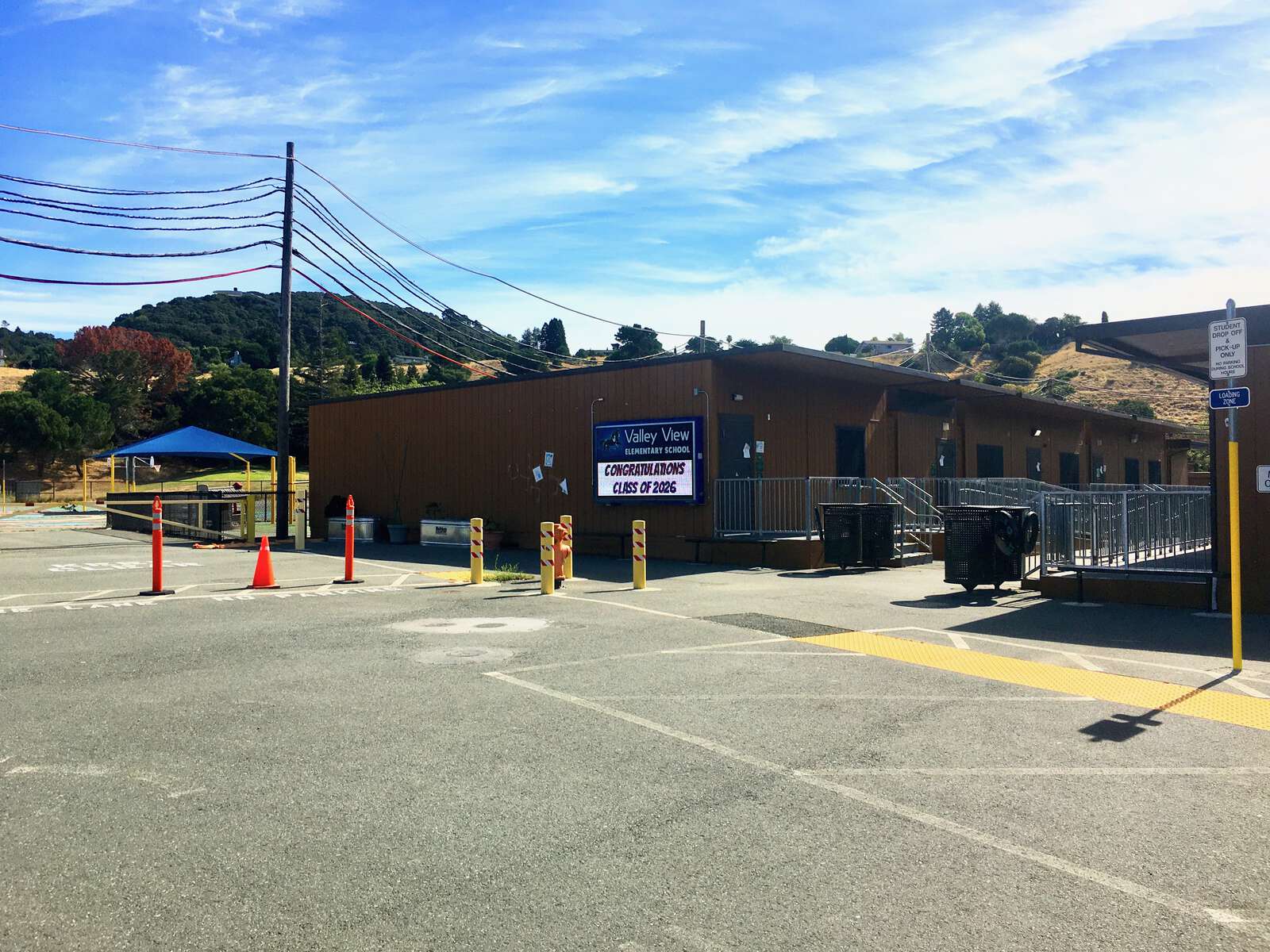 Valley View Elementary School in Richmond California Hero Image