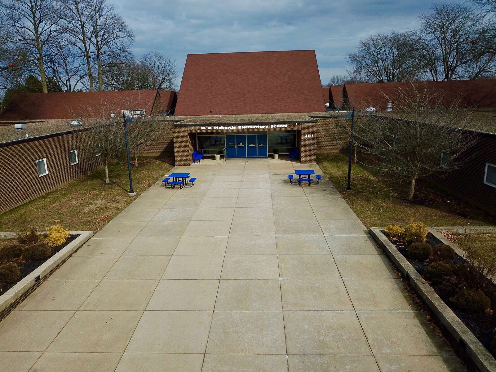 W D Richards Elementary School in Columbus Indiana Hero Image