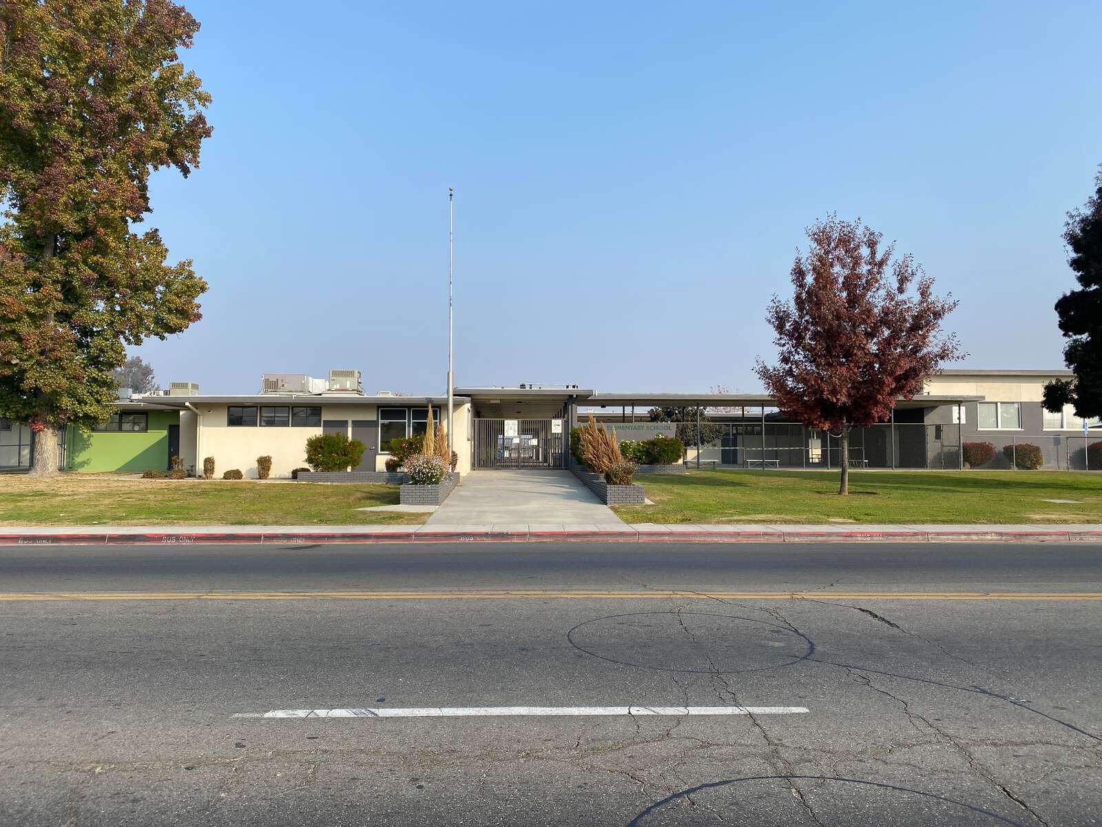 Wayside Elementary in Bakersfield California Hero Image