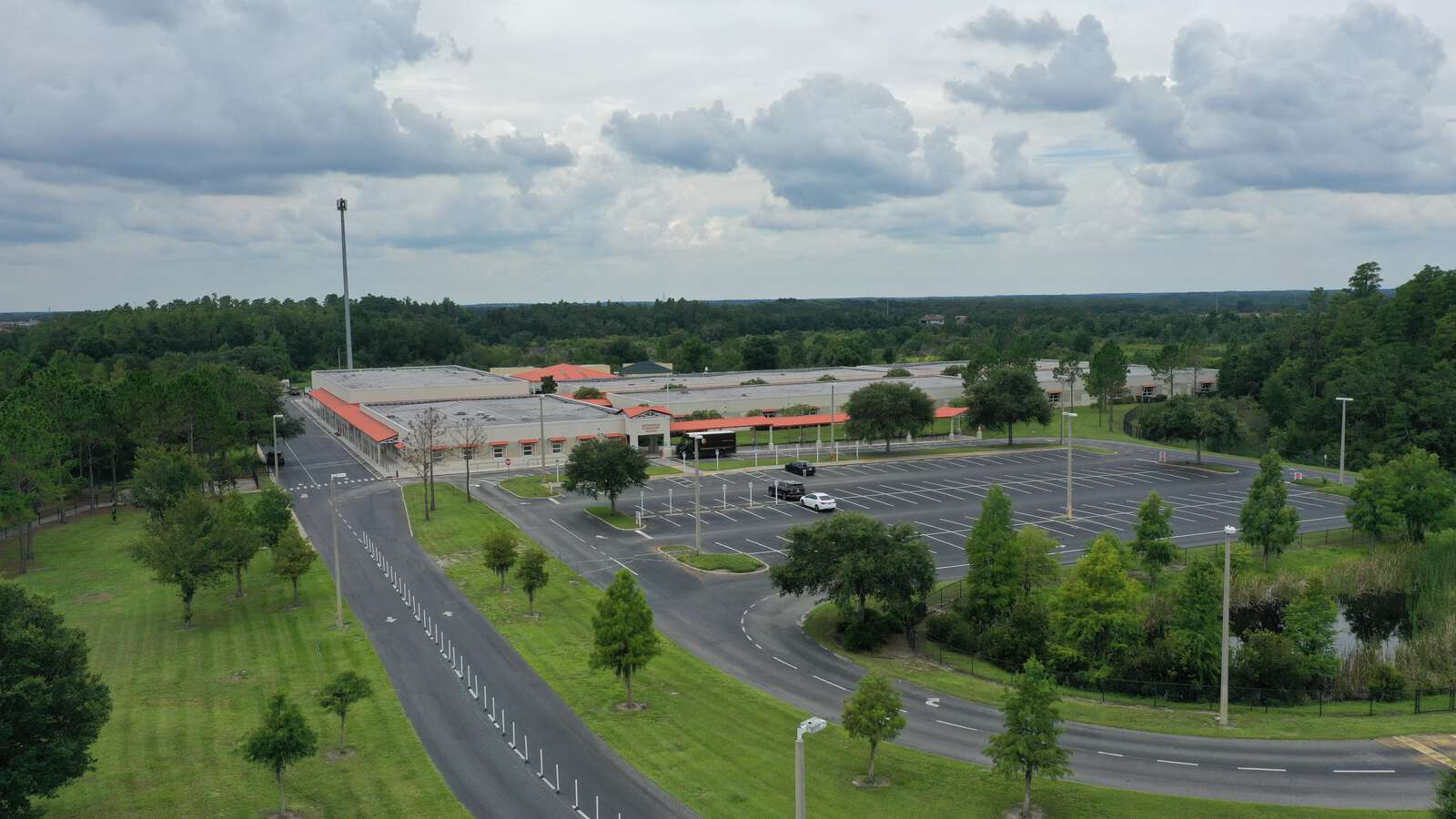 Watergrass Elementary School in Wesley Chapel Florida Hero Image