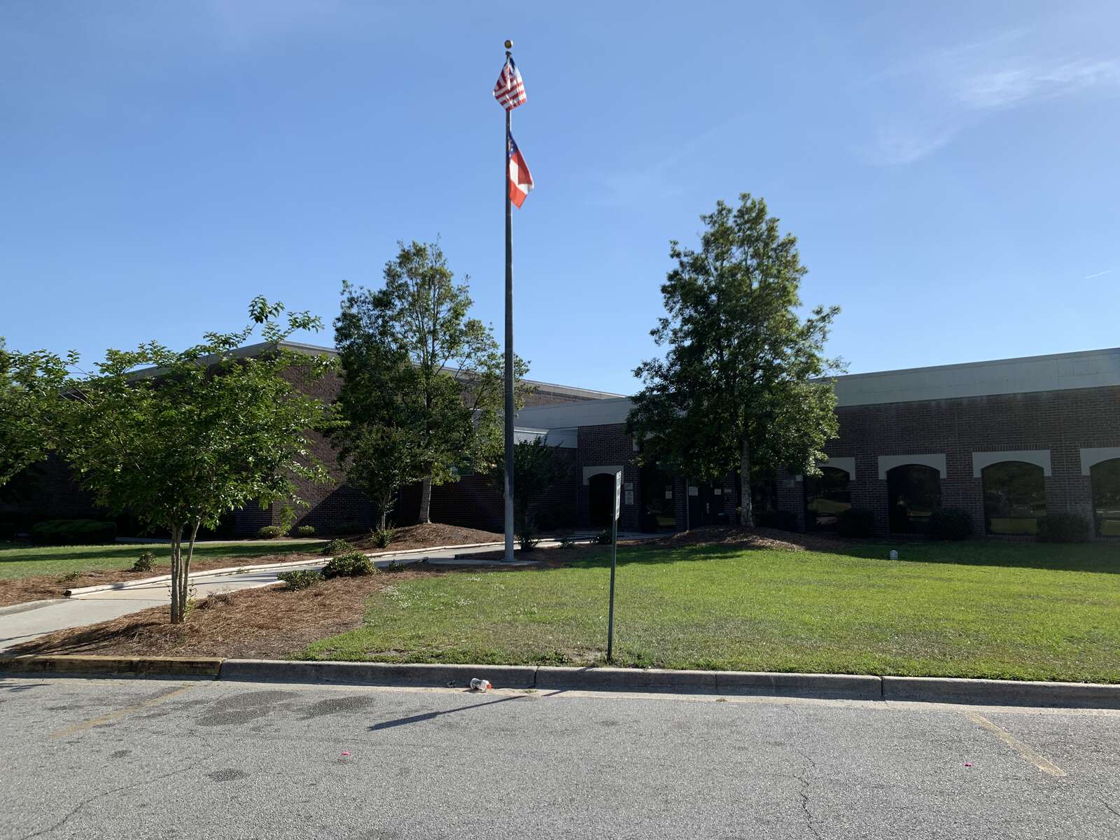 Windsor Forest High School in Savannah Georgia Hero Image