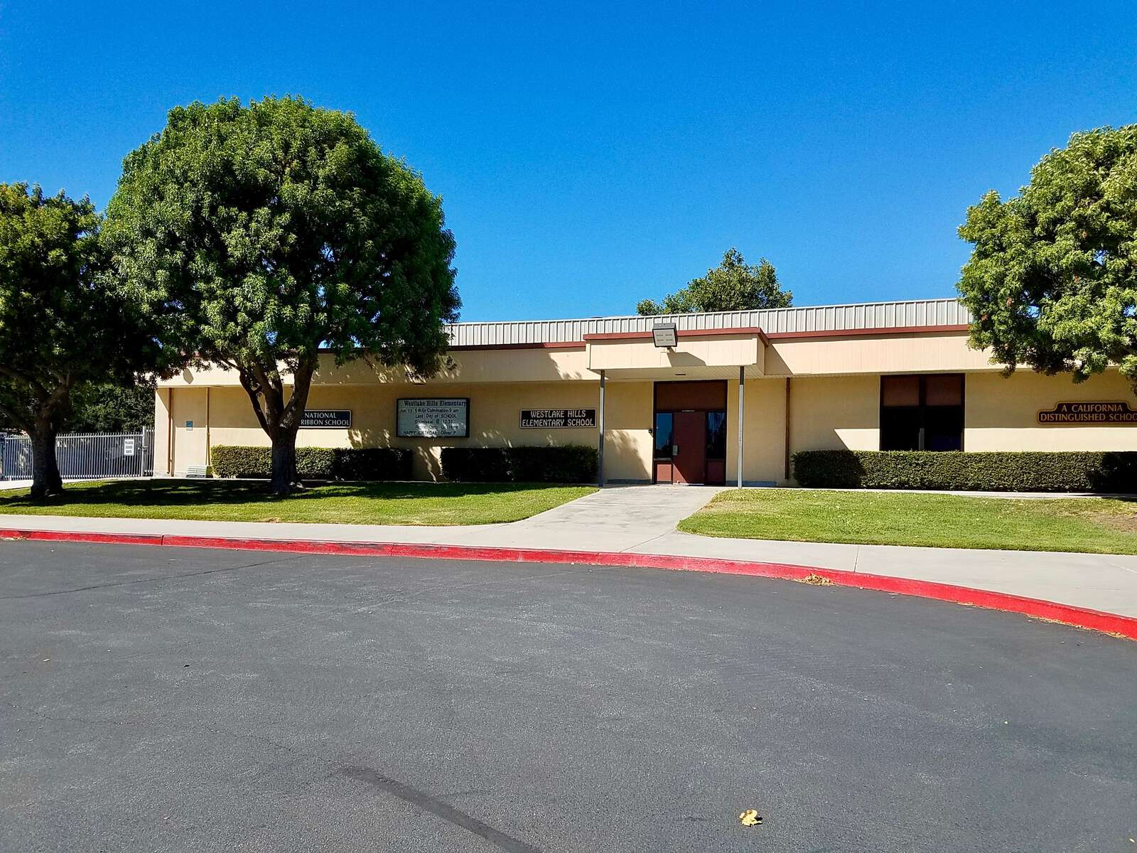 Westlake Hills Elementary School in Thousand Oaks California Hero Image