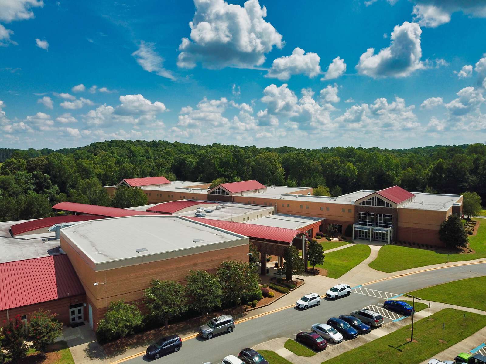 Weddington High School in Matthews North Carolina Hero Image