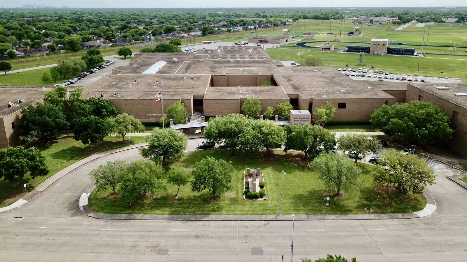 Willowridge High School in Houston Texas Hero Image