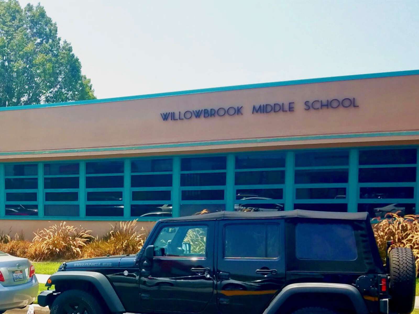 Willowbrook Middle School in Compton California Hero Image