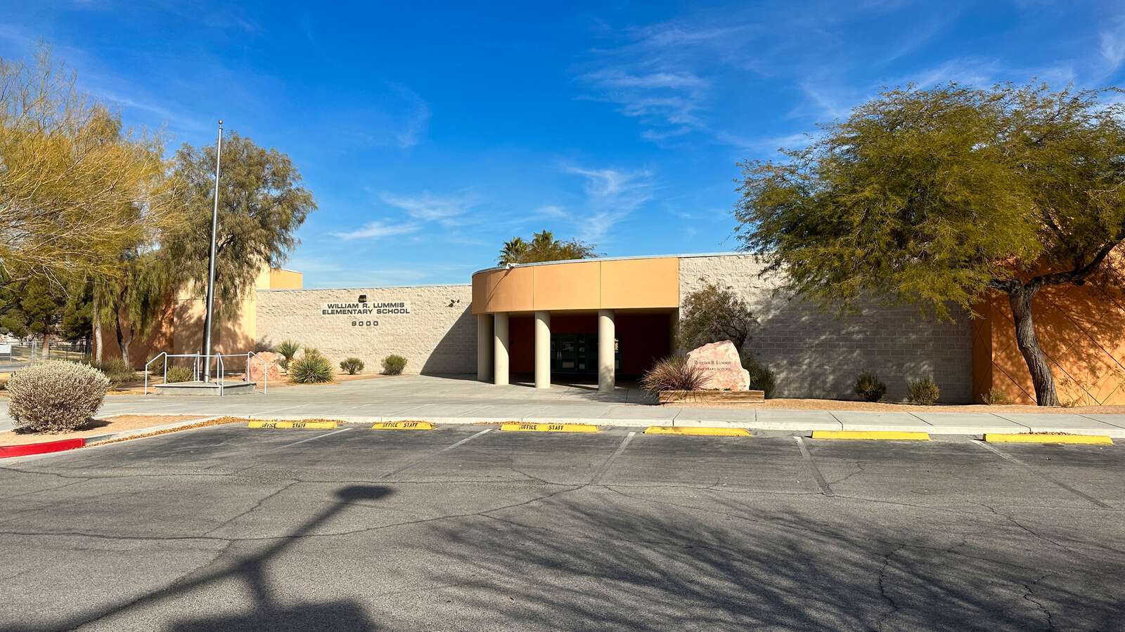Lummis - William Elementary School in Las Vegas Nevada Hero Image