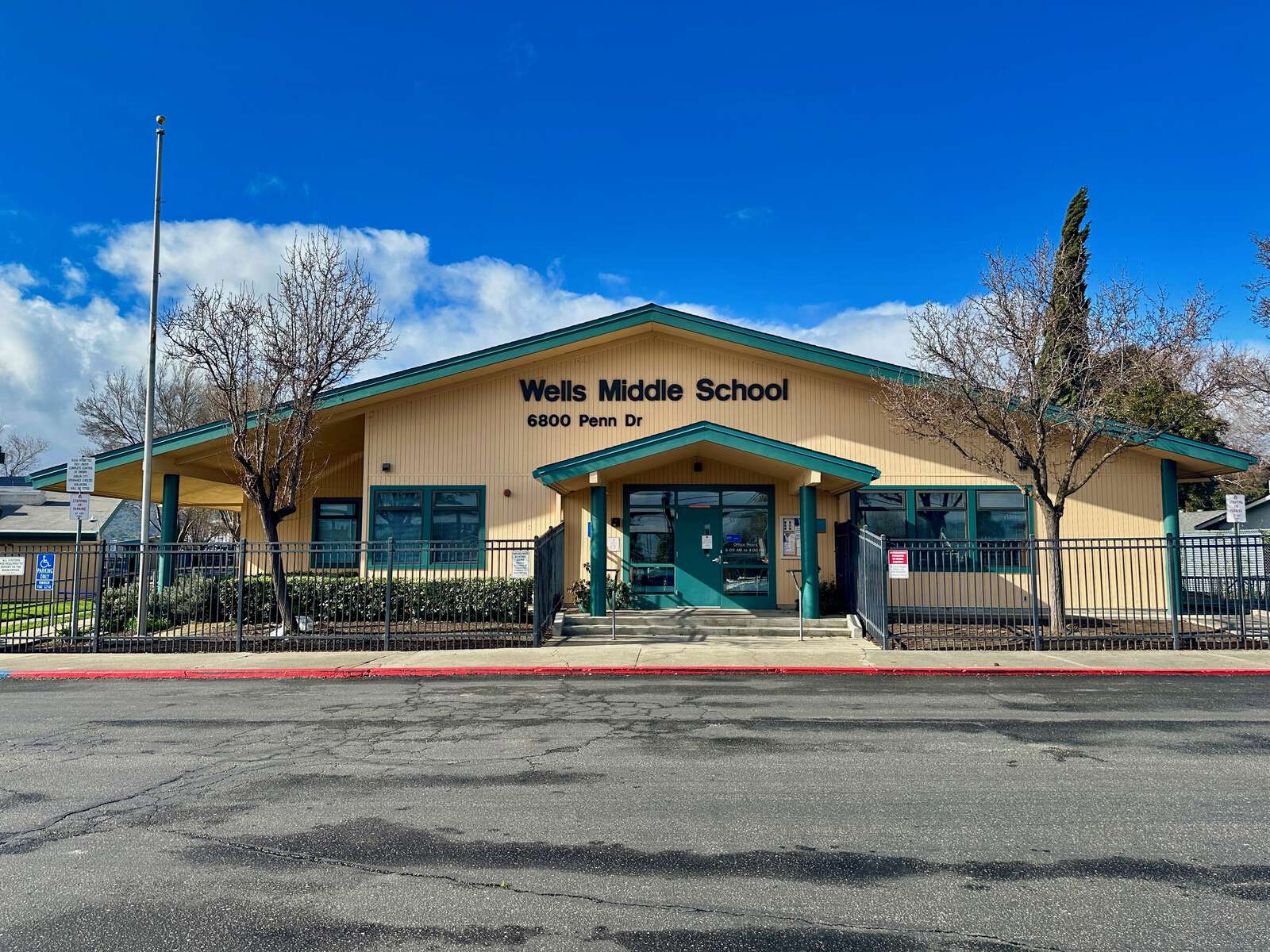 Wells Middle School in Dublin California Hero Image