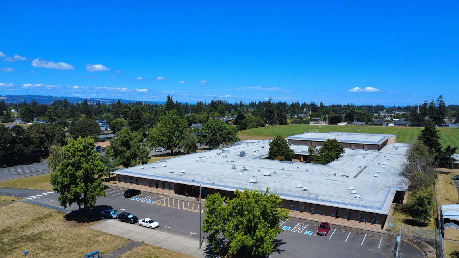 Whiteaker Middle School in Keizer Oregon Hero Image