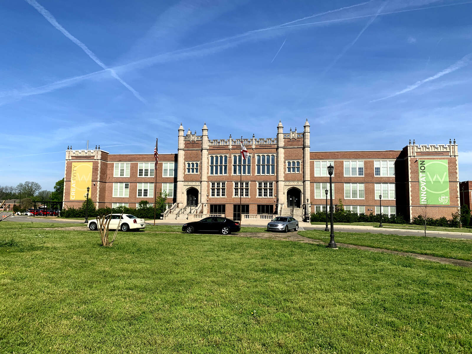 Woodlawn High School in Birmingham Alabama Hero Image