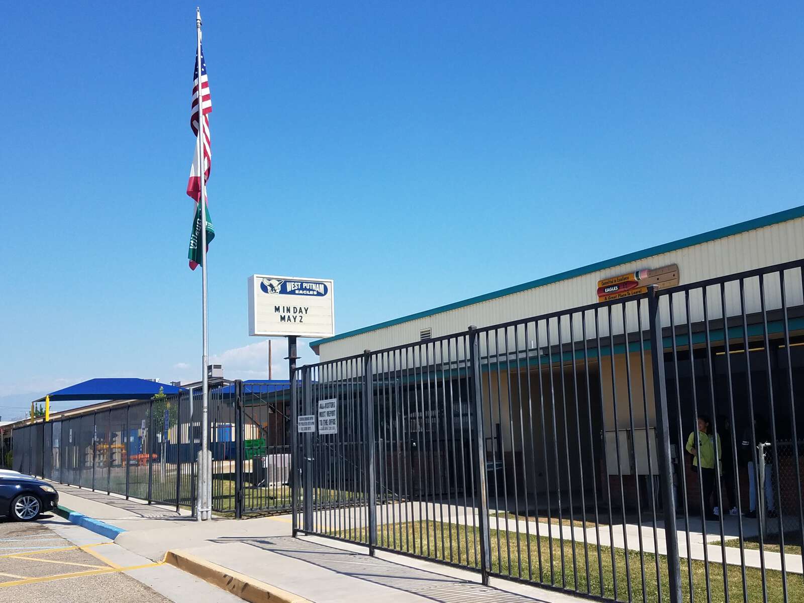 West Putnam Elementary School in Porterville California Hero Image