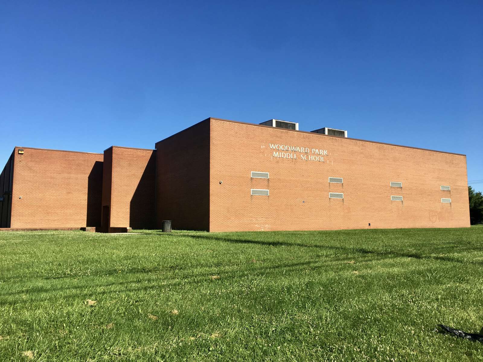 Woodward Park Middle School in Columbus Ohio Hero Image