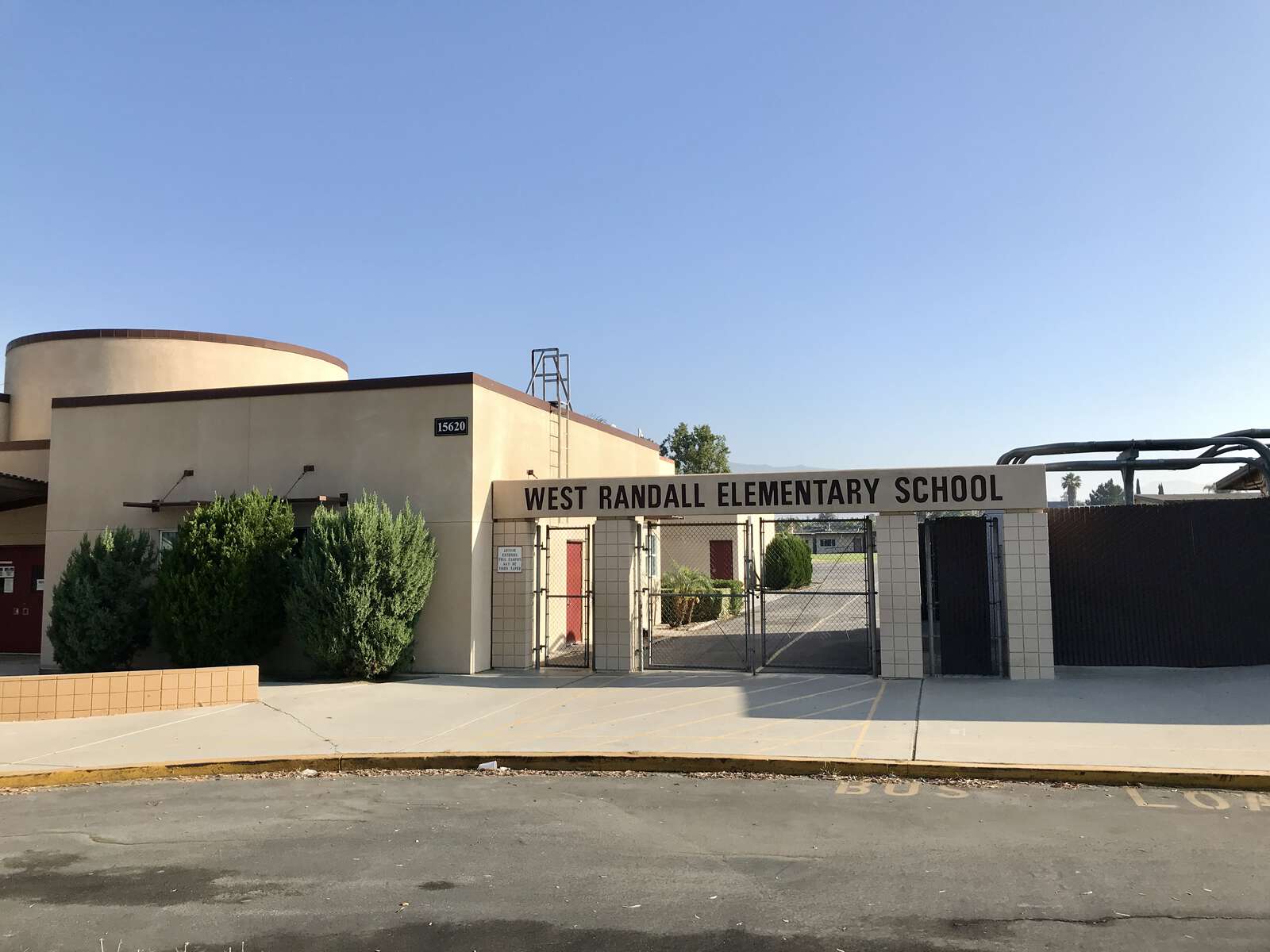 West Randall Elementary School in Fontana California Hero Image