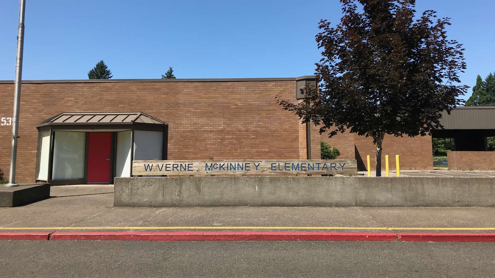 W. Verne McKinney Elementary School in Hillsboro Oregon Hero Image