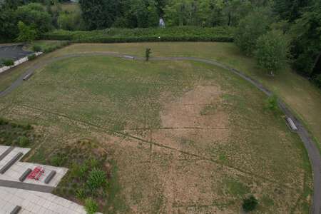 Arts & Communication Magnet Academy in Beaverton Oregon - Field - Practice Slideshow Image 2