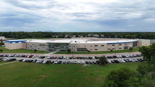 Aldine Independent School District in Houston Texas - Blanson Career and Technical Education High S Slideshow Image 1