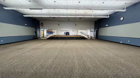 BASE (Beaverton Academy of Science & Engineering) in Beaverton Oregon - Auditorium Slideshow Image 0