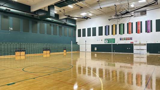 Black Diamond Middle School in Antioch California - Gym Slideshow Image 0