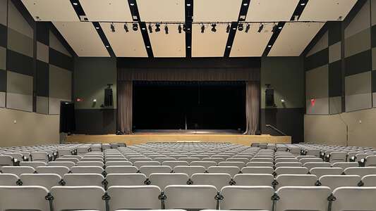 Benbrook Middle-High School in Benbrook Texas - Theater Slideshow Image 0