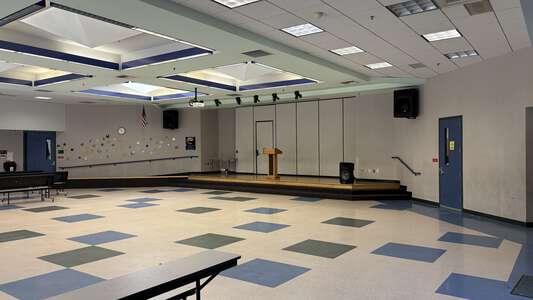 Cawston Elementary School in Hemet California - Multi-Purpose Room Slideshow Image 1