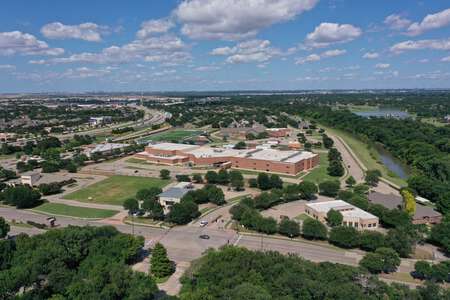 Coppell Independent School District in Coppell Texas - Coppell Middle School North Slideshow Image 4