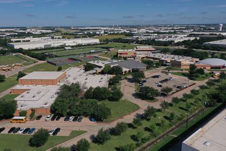 Coppell Independent School District in Coppell Texas - Coppell High School Ninth Grade Slideshow Image 1