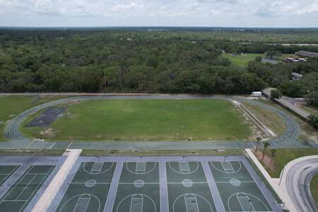 Crews Lake Middle School in Spring Hill Florida - Track & Field Slideshow Image 2