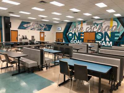 Corner Lake Middle School in Orlando Florida - Cafeteria Slideshow Image 0
