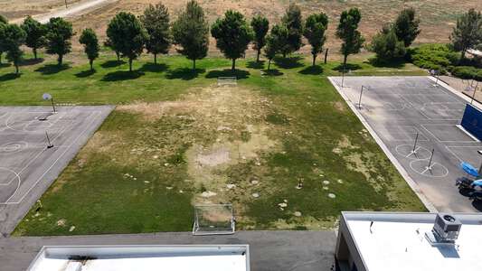 Cottonwood School (K-8) in Aguanga California - Field - Practice Slideshow Image 1