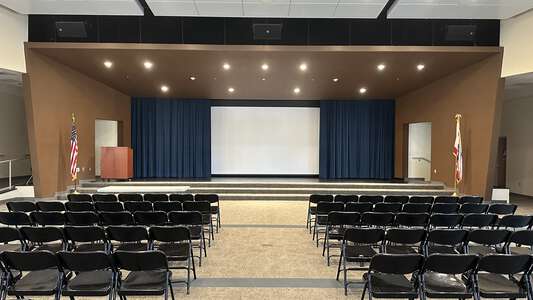 Cypress Village Elementary School in Irvine California - Multi Purpose Room Slideshow Image 0