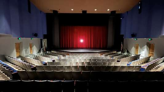 Douglas Anderson School of the Arts in Jacksonville Florida - Theater Slideshow Image 0