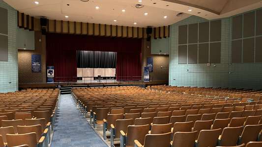 Dunbar High School in Fort Worth Texas - Theater Slideshow Image 3