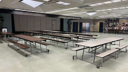 Dartmouth Middle School in Hemet California - Multi-Purpose Room

 Slideshow Image 0