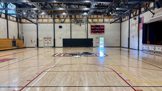 Dartmouth Middle School in San Jose California - Gym Slideshow Image 0