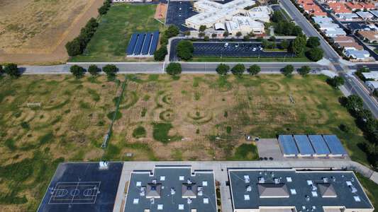 Diamond Valley Middle School in Hemet California - Filed - Practice Slideshow Image 1