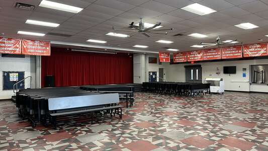Edison Elementary School in Phoenix Arizona - Cafeteria Slideshow Image 1