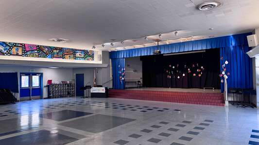 El Marino Language School in Culver City California - Cafetorium Slideshow Image 0
