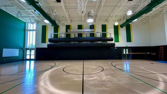 Evergreen Middle School in Kent Washington - Auxiliary Gym Slideshow Image 0