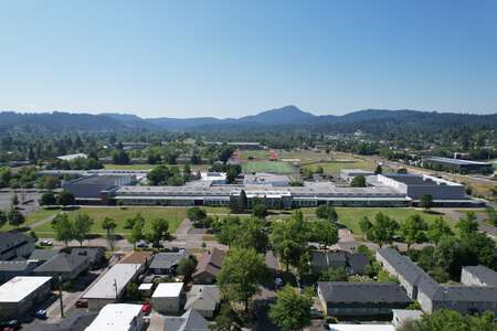 Eugene School District in Eugene Oregon - South Eugene High School Slideshow Image 4