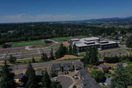 Federal Way Public Schools in Federal Way Washington - Thomas Jefferson High School Slideshow Image 2
