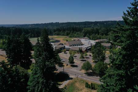 Federal Way Public Schools in Federal Way Washington - Todd Beamer High School Slideshow Image 3