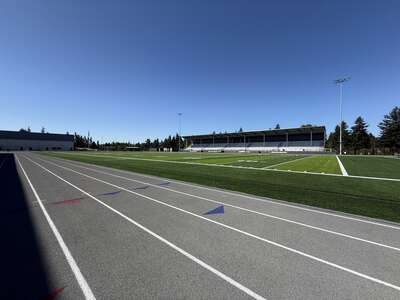 Federal Way Memorial Field in Federal Way Washington - Track Slideshow Image 1