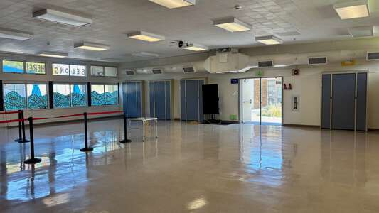 Guadalupe Elementary School in San Jose California - Cafeteria Slideshow Image 0